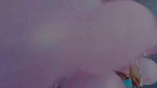 Riley Reid hátsó kapujában két cerka
