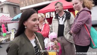 Barátnők leszívatva és meghágva