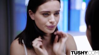 Lana Rhoades popóba kefélve