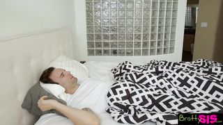 Perverz tini spiné a nevelő faterjával baszik