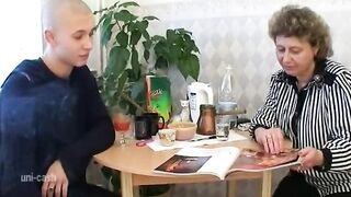 Magányos feleség és a tini pasi