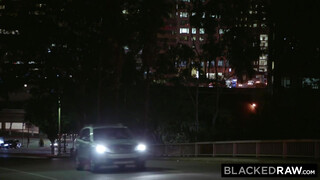 BlackedRaw - Avery Christy csoki sráccal kúr