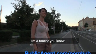 PublicAgent - Rövid hajú kisasszony kúrni akar