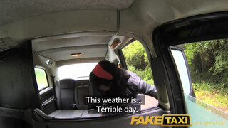FakeTaxi - latin amerikai lány análba rakva