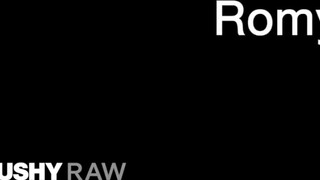 TUSHYRAW - Romy Indy a gyönyörű kolumbiai