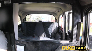 Fake Taxi  - ez a csajszi csak a kőkemény dákót szereti