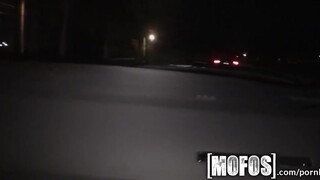 Mofos - Indigo Augustine a méretes didkós tini
