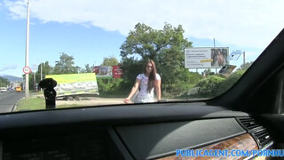 PublicAgent - Vanessa a szexy stoppos picsa