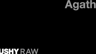 TUSHYRAW - Agatha a bombázó vörös hajú picsa
