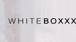 WHITEBOXXX - csodaszép, szexi nőci az ágyban