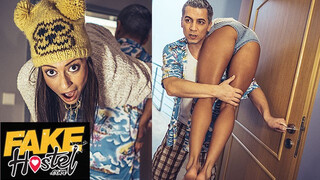 Fake Hostel Porn - Cassie Del Isla a fullos turista hölgyemény