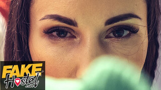 Fake Hostel HD - Lilu Moon a izgató orosz lány