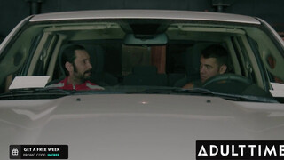 ADULT TIME - Kanos ex-fegyenc végre beteljesül a bombázó sztriptíztáncosnő, Kenna James karjaiban