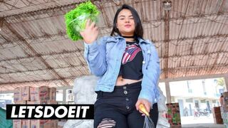 Forró latina milf xiomara soto olajos baszása az úton